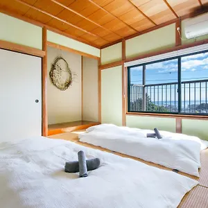 湯河原「ゲストハウス城堀の家」 アパート
